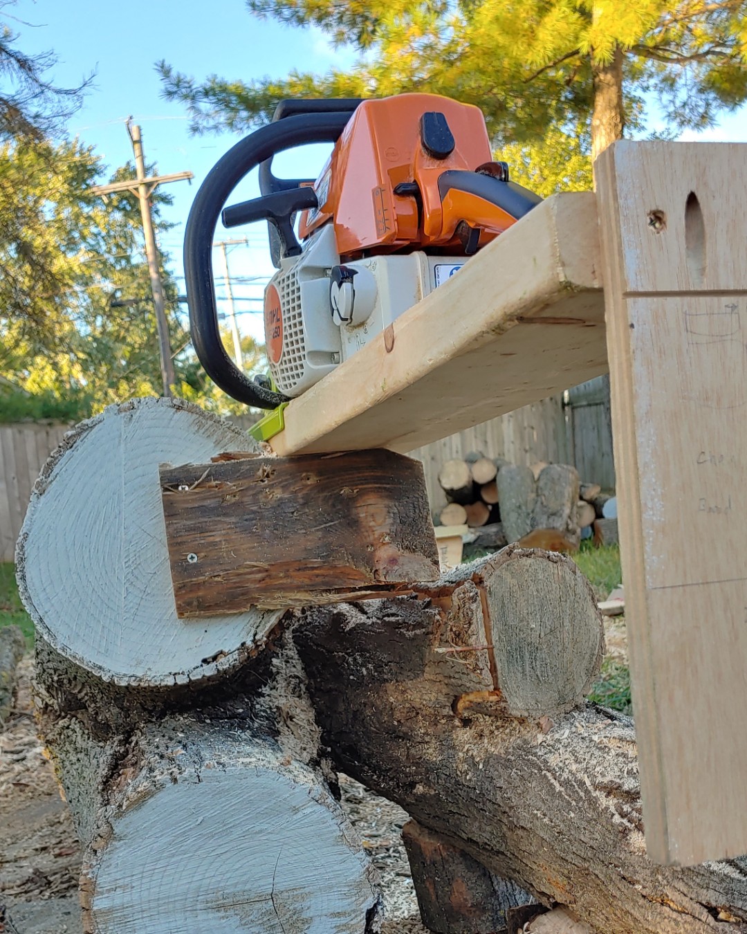 Larger log jig attachment end view